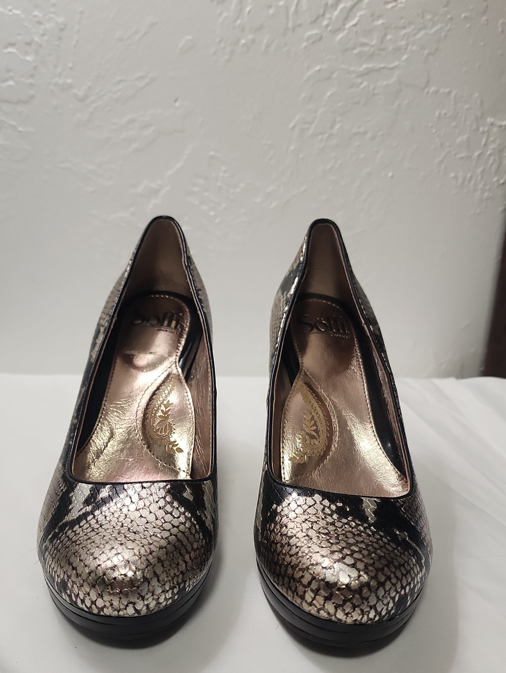Sofft Metallic Gold Snake-Print Pumps